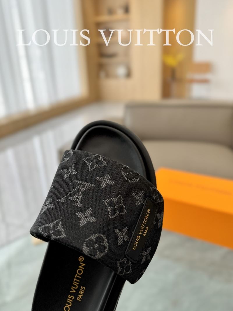 Louis Vuitton Slippers